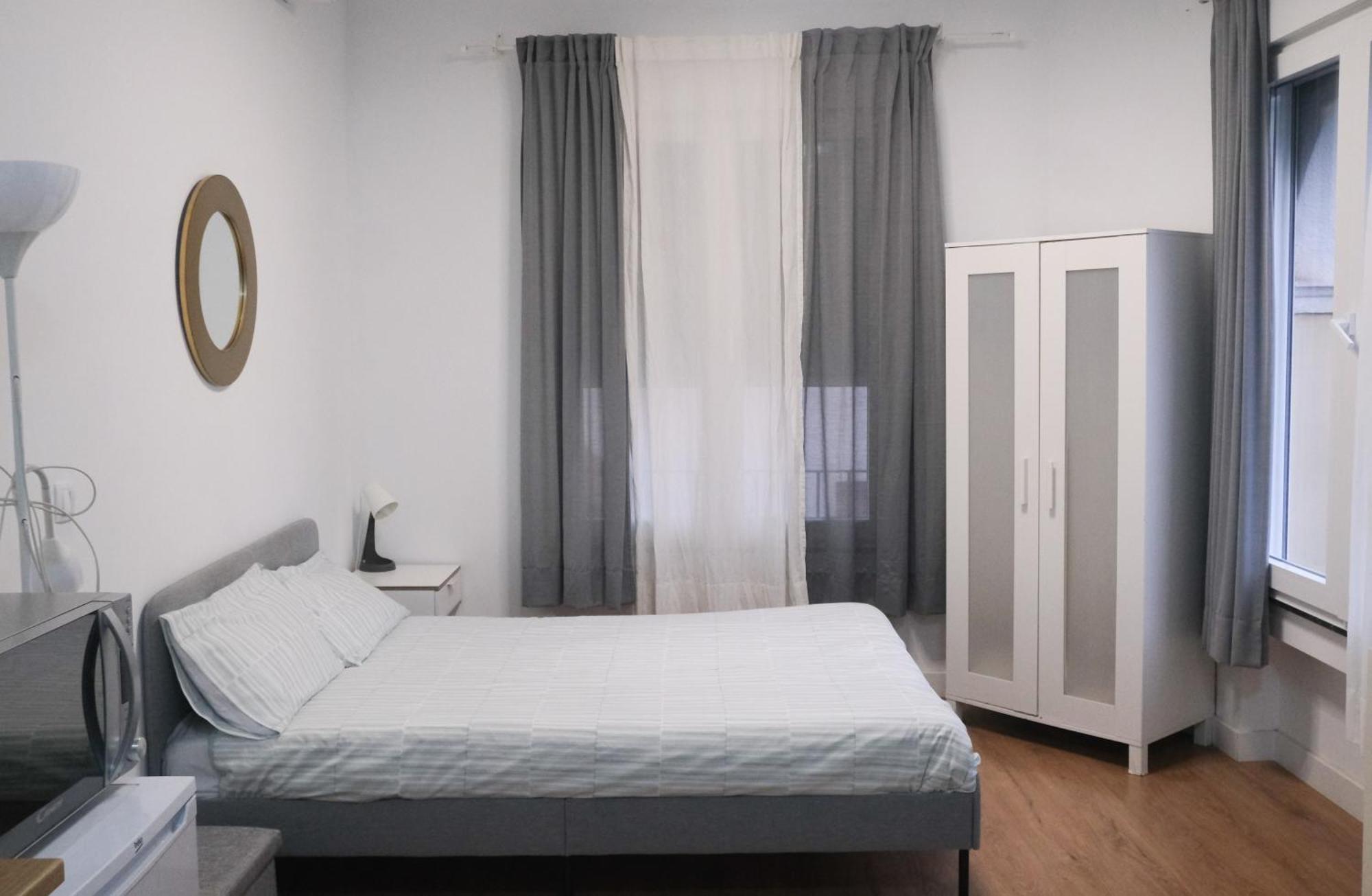 Apartamentos San Roque Севилья Экстерьер фото