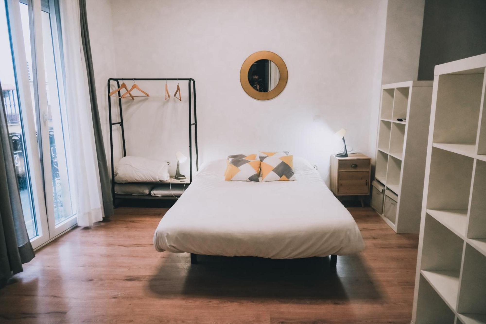 Apartamentos San Roque Севилья Экстерьер фото